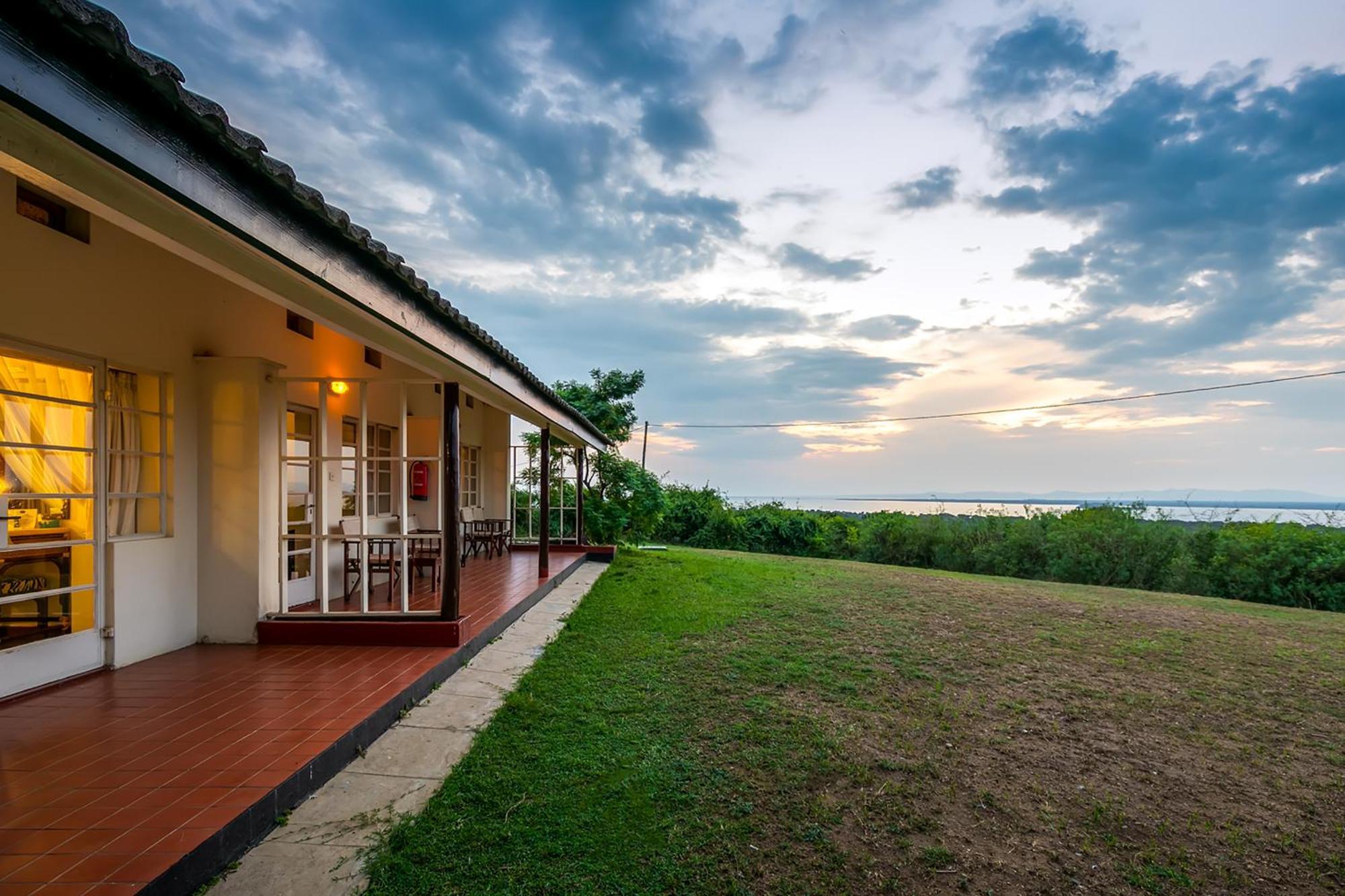 Mweya Safari Lodge Katwe Exterior photo